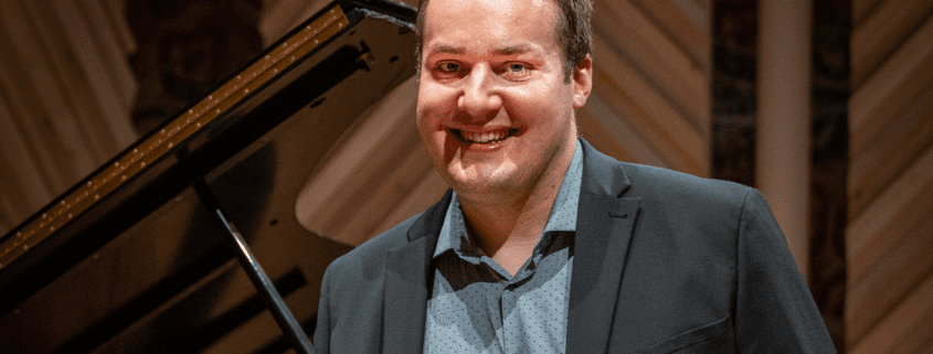 A photo of Dominik Cambeis.